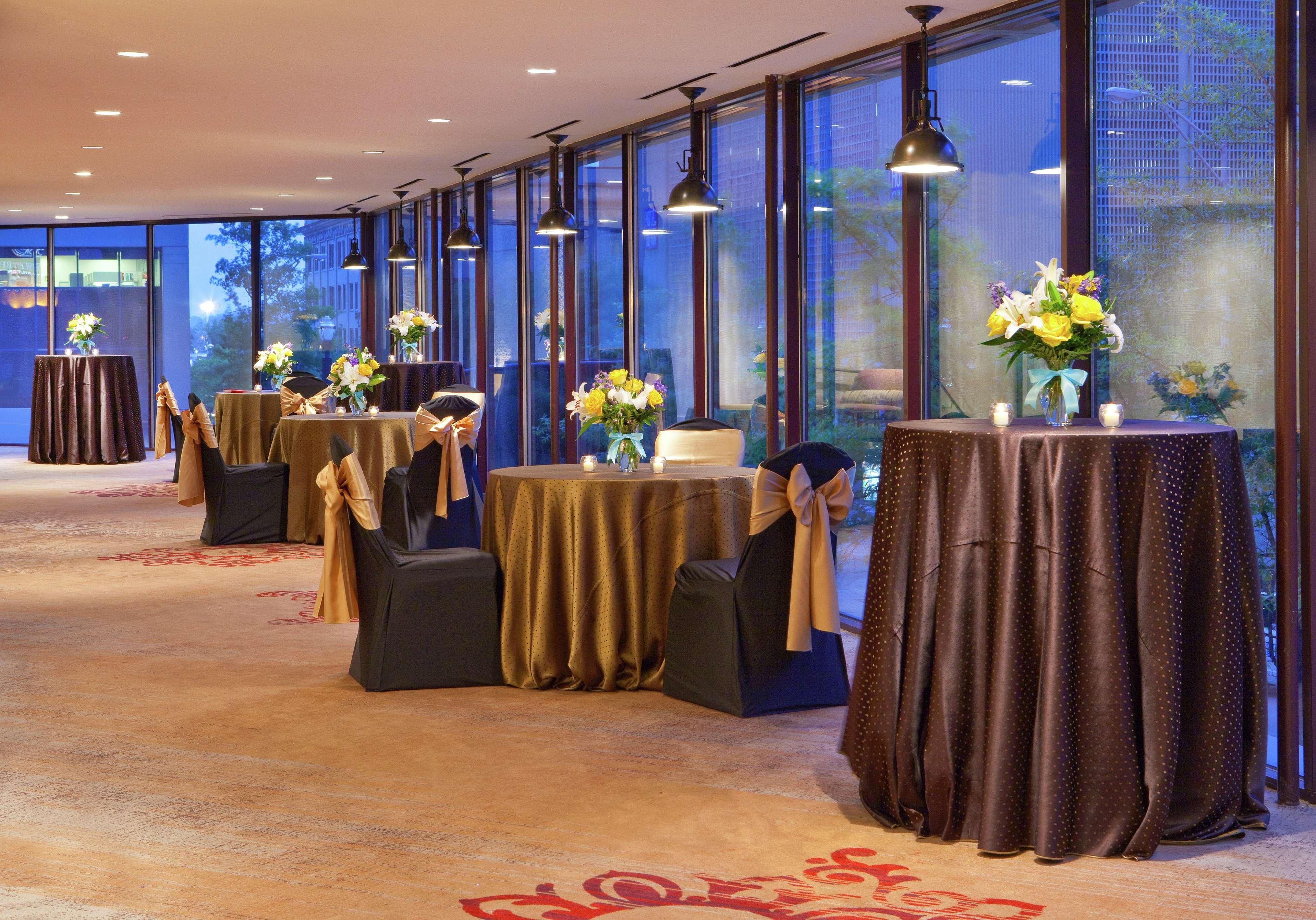 Doubletree By Hilton Hotel Nashville Downtown Buitenkant foto