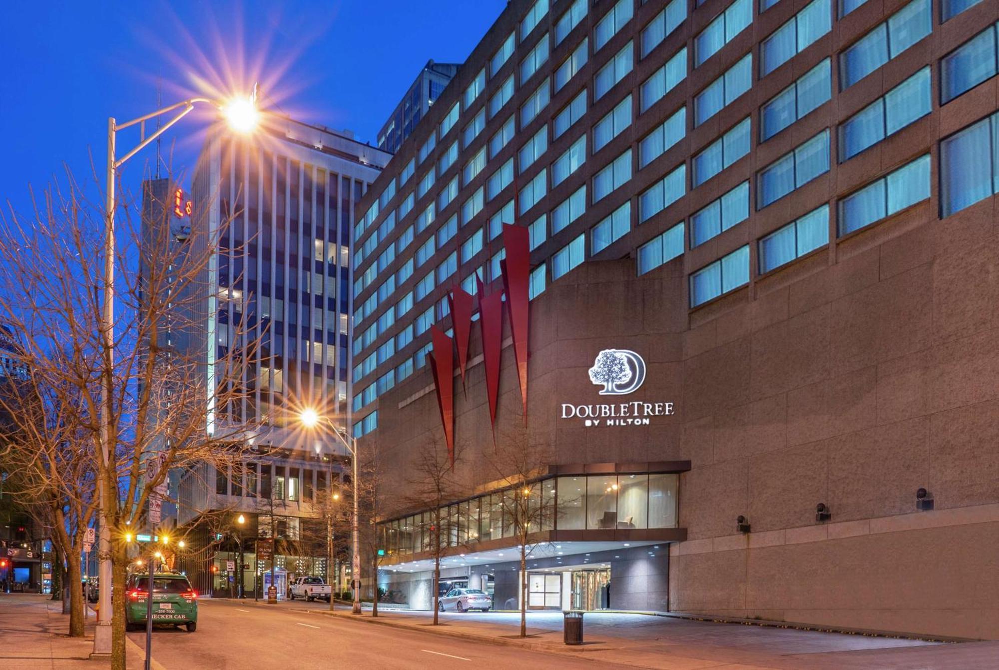 Doubletree By Hilton Hotel Nashville Downtown Buitenkant foto
