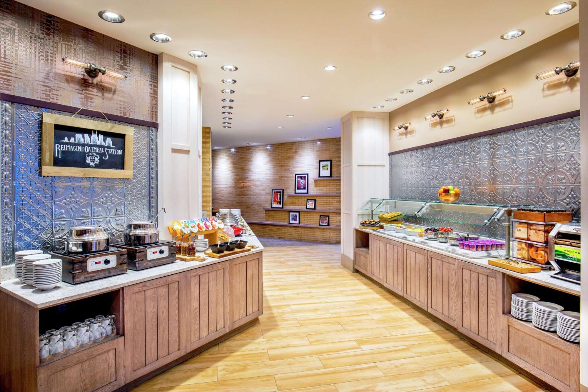 Doubletree By Hilton Hotel Nashville Downtown Buitenkant foto